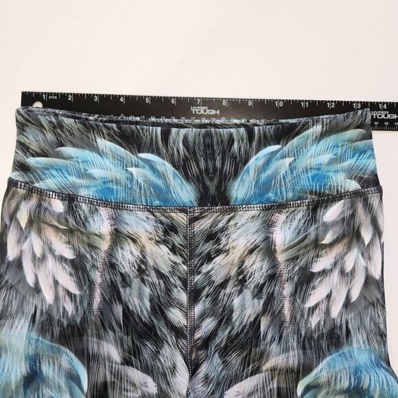 Evolution And Creation EVCR Leggings M Capri Blue Gray Feather Print Mid Rise - Picture 4 of 10